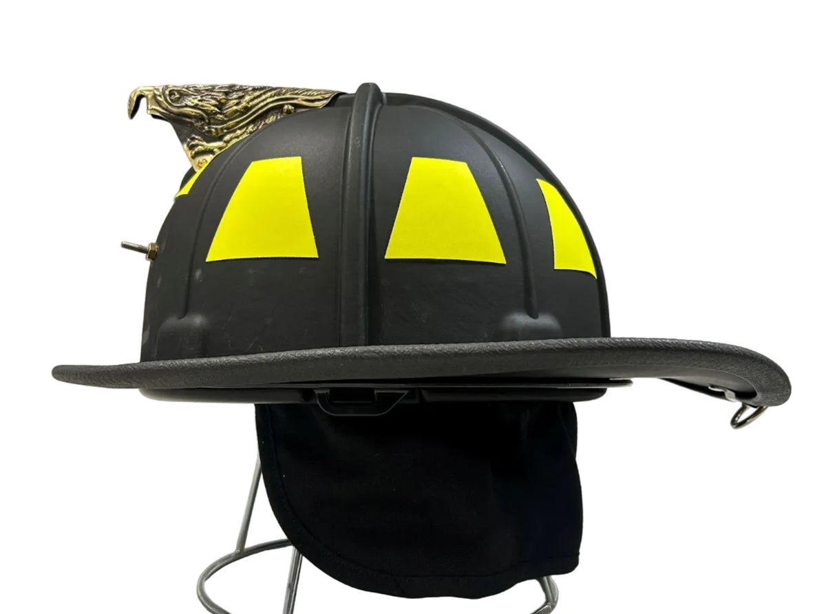 Phenix snap-in suspension with 4.5 inch earflaps, currently not NFPA